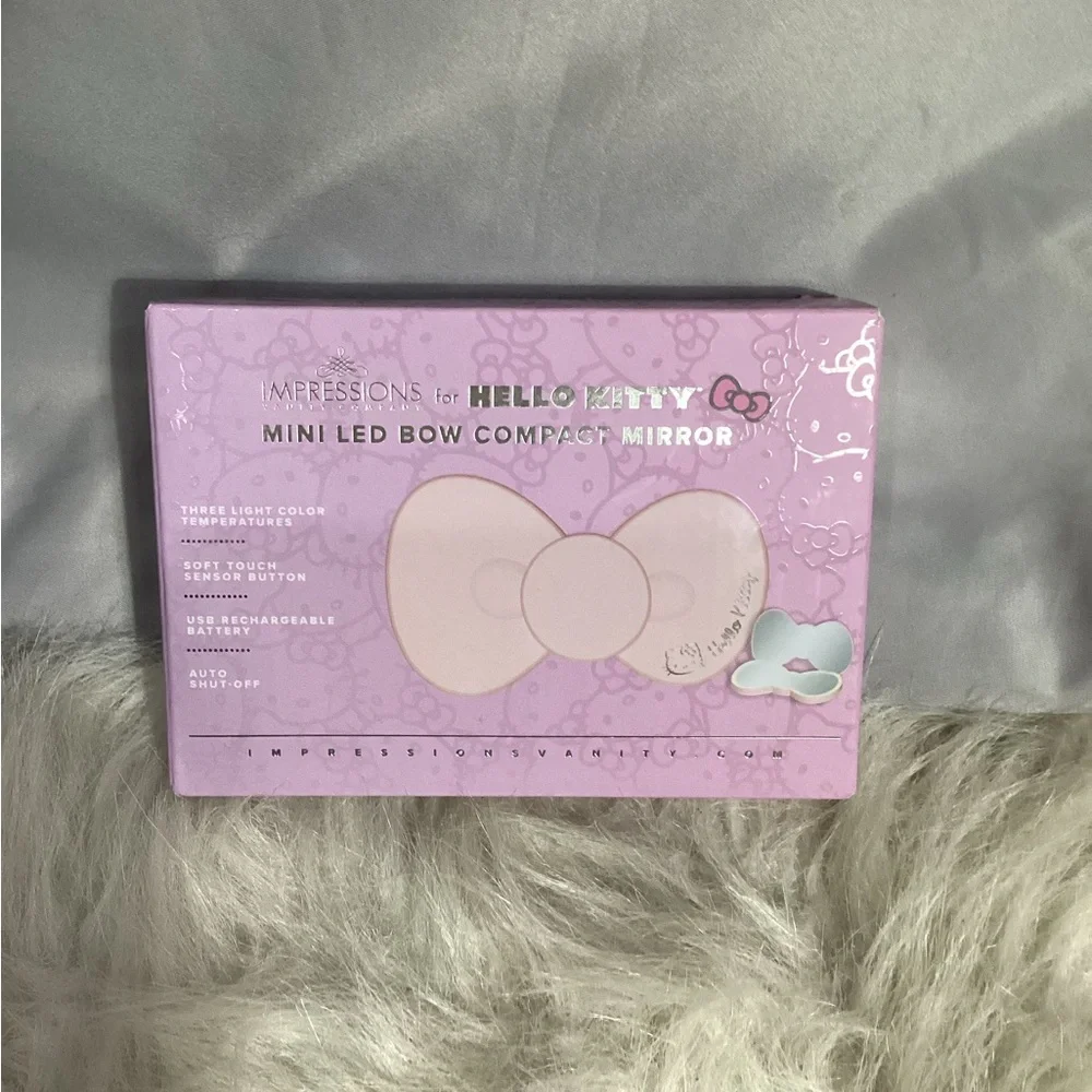 Hello Kitty impressions vanity